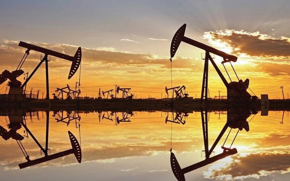 Analisis Oil Sideways, AS–China Memanas - Data Pasar 2025-10-15