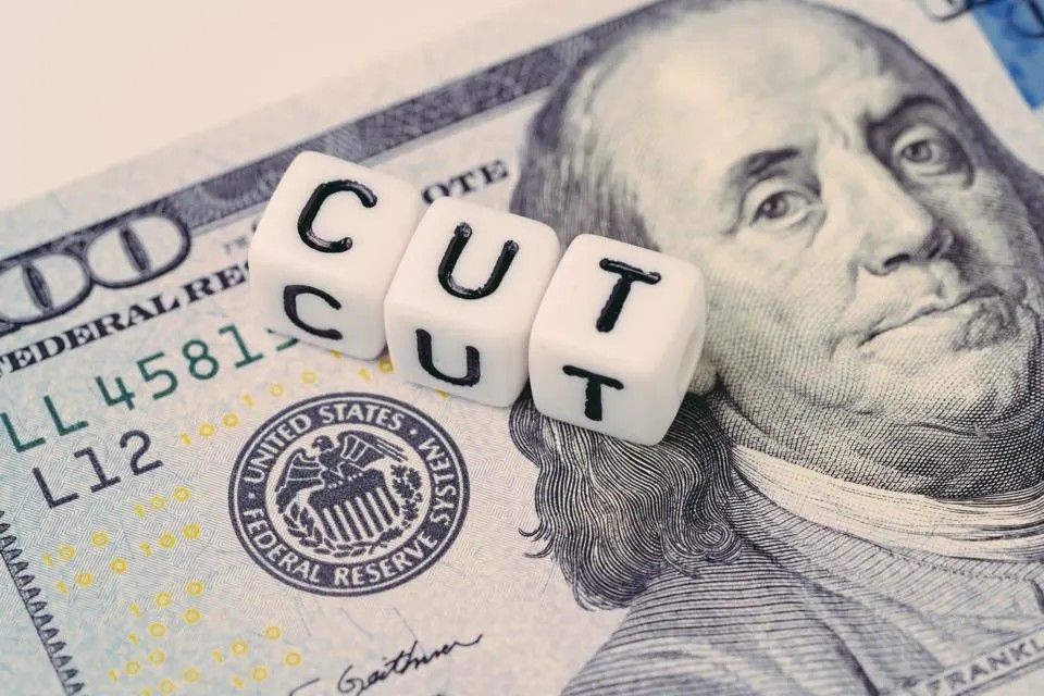 Analisis Dolar AS Coba Bangkit, Ekspektasi Cut Rate Masih Menekan - Data Pasar 2025-12-02