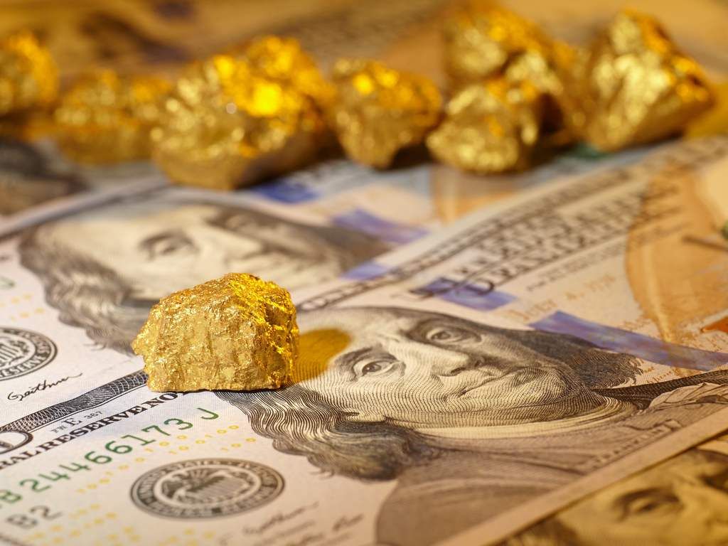 Analisis Emas Dekat Rekor, Dunia Menahan Napas - Data Pasar 2025-12-18
