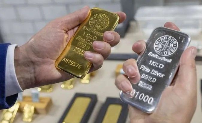 Analisis Emas & Perak Merosot, Sentimen “Risk-On” Menekan - Data Pasar 2026-02-18