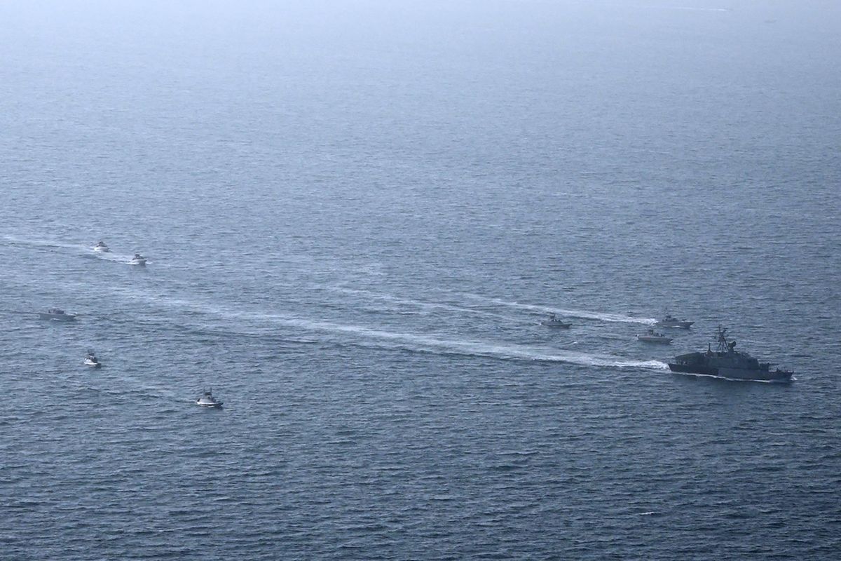 Analisis Hormuz Memanas, Minyak Naik - Data Pasar 2026-02-17