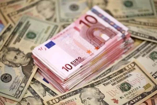 Analisis EUR/USD Melemah di Tengah Ketidakpastian Gencatan AS–Iran - Data Pasar 2026-04-22