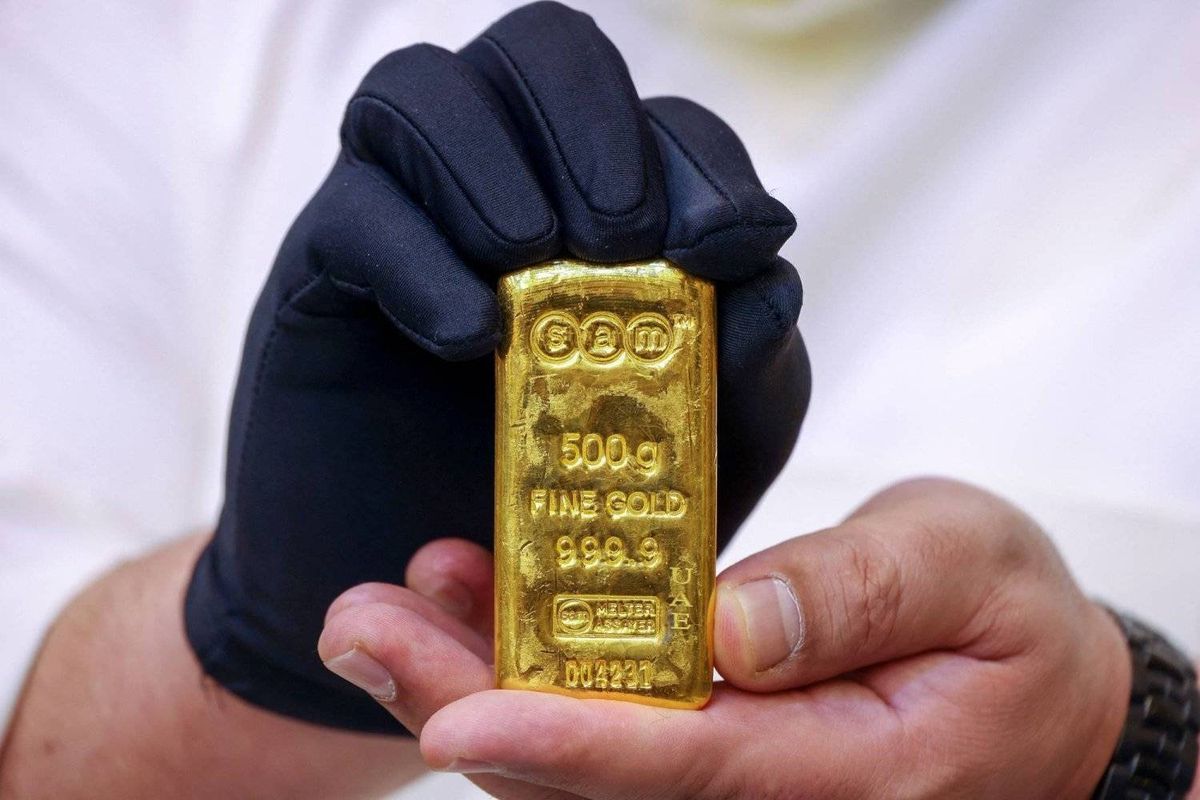 Analisis Emas Turun di Bawah US$4.400, Dolar AS Kembali Menguat - Data Pasar 2026-08-18